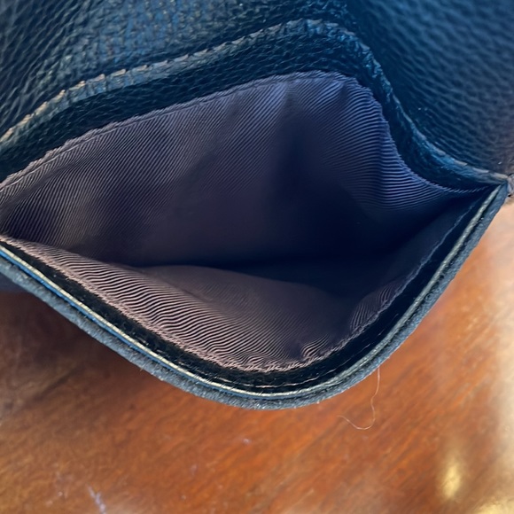 The Sak “De Young” Genuine Leather Slouch Hobo Shoulder Bag Black - Picture 4 of 10